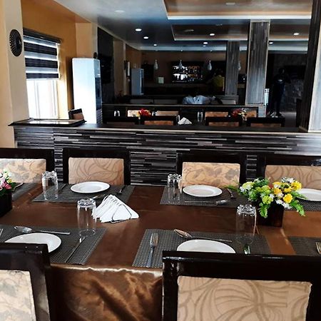 Aries Suites Lagos Esterno foto