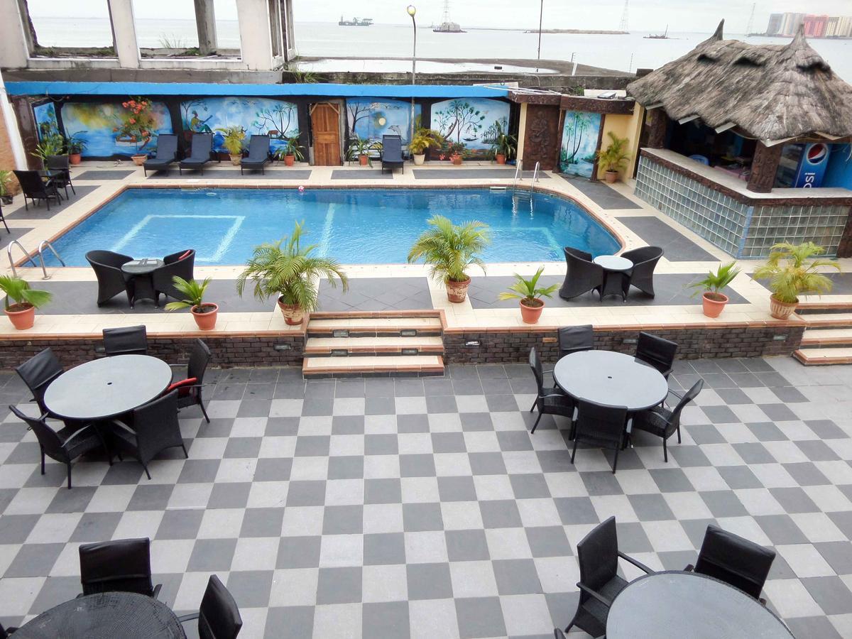 Aries Suites Lagos Esterno foto