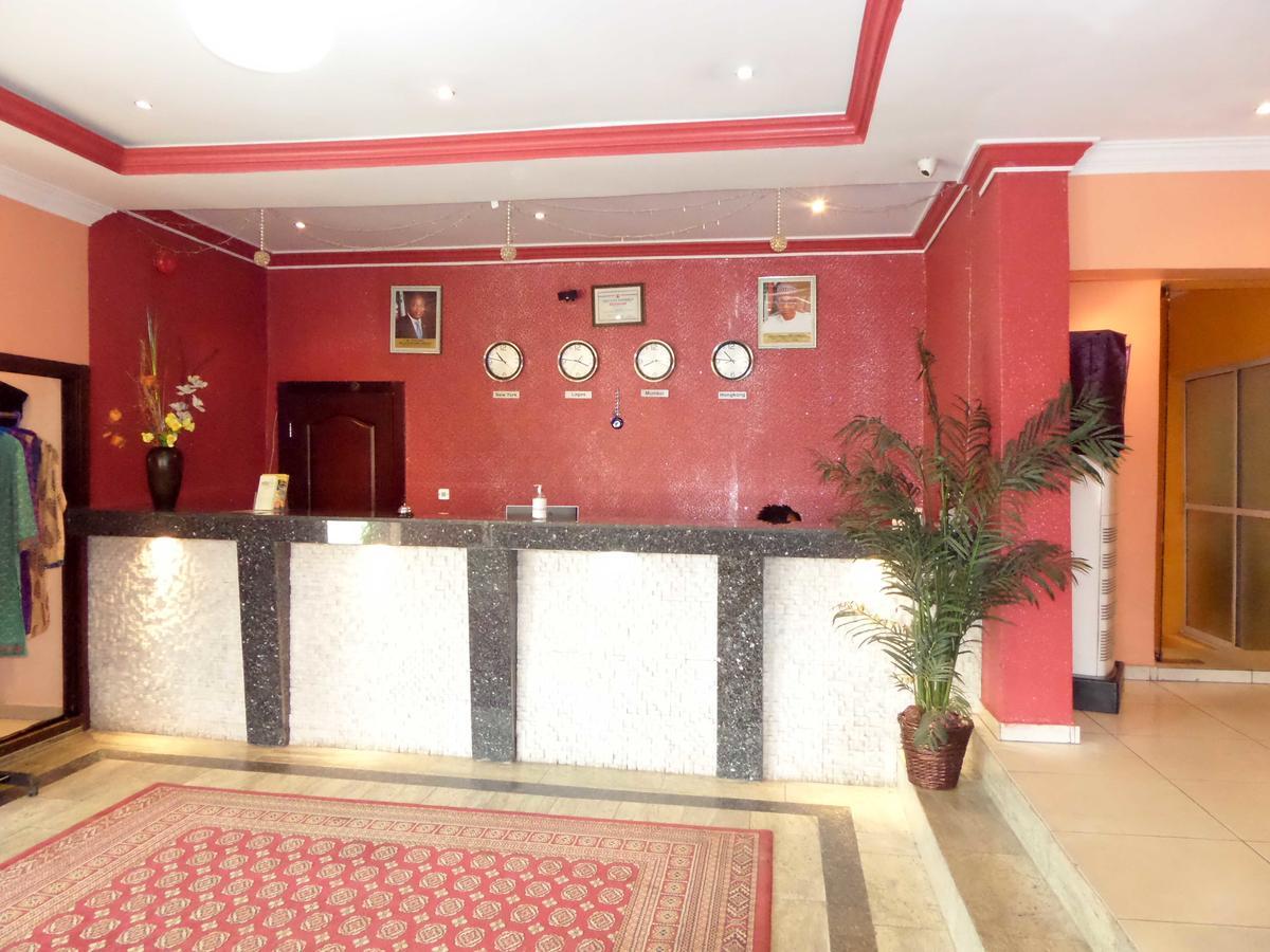 Aries Suites Lagos Esterno foto