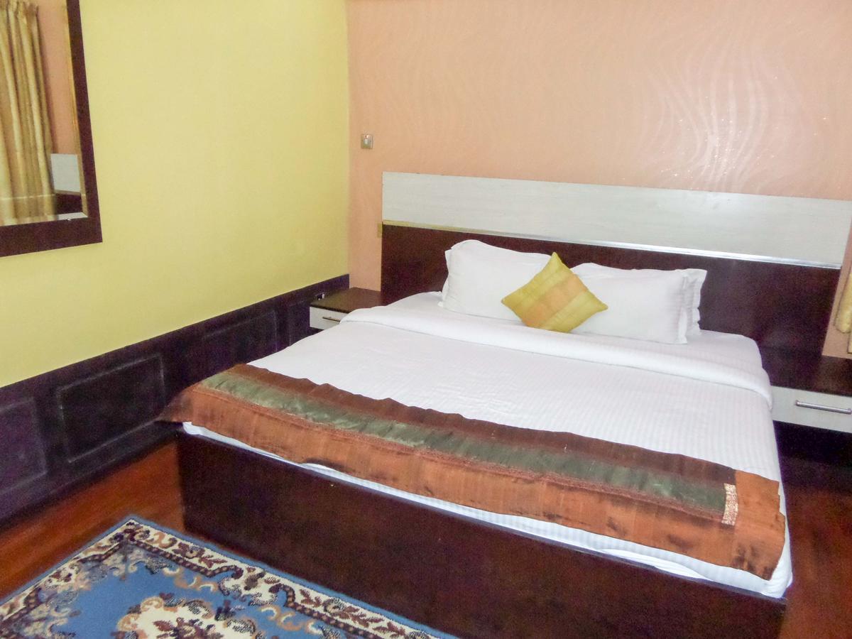 Aries Suites Lagos Esterno foto