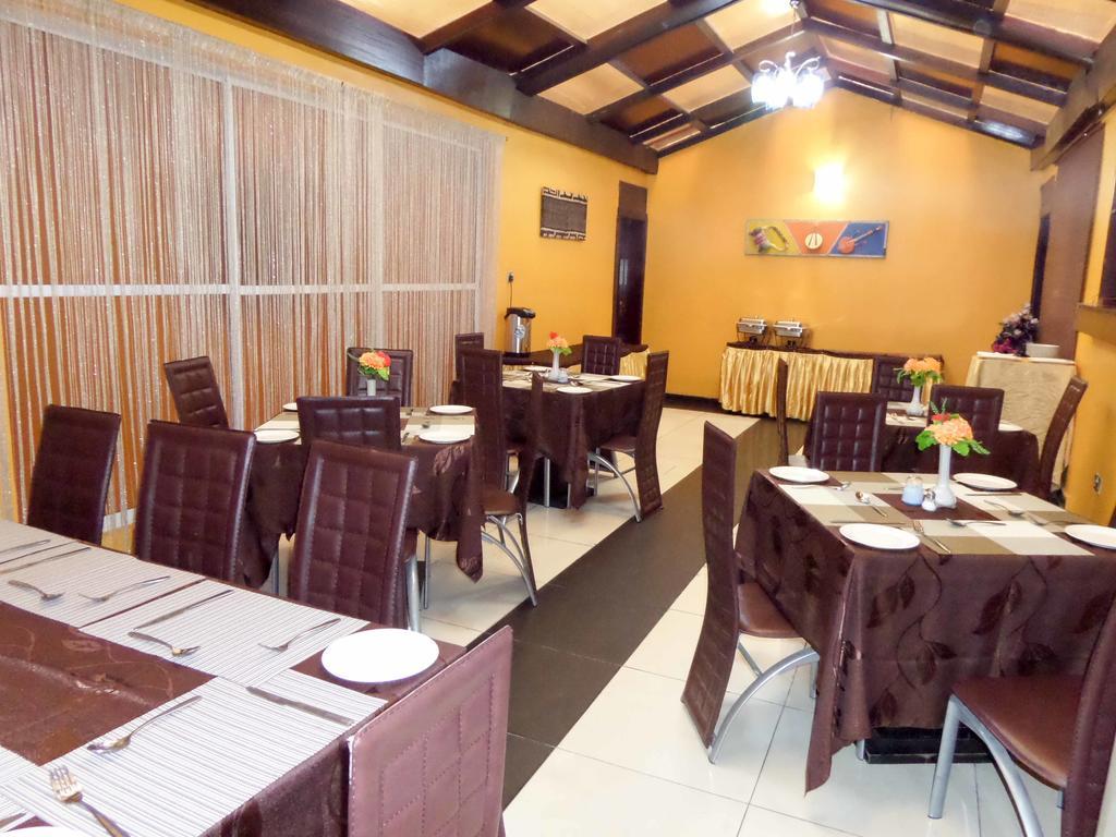 Aries Suites Lagos Esterno foto
